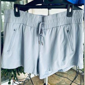 Adorable lightweight shorts XL grey